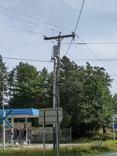 Three-phase power lines